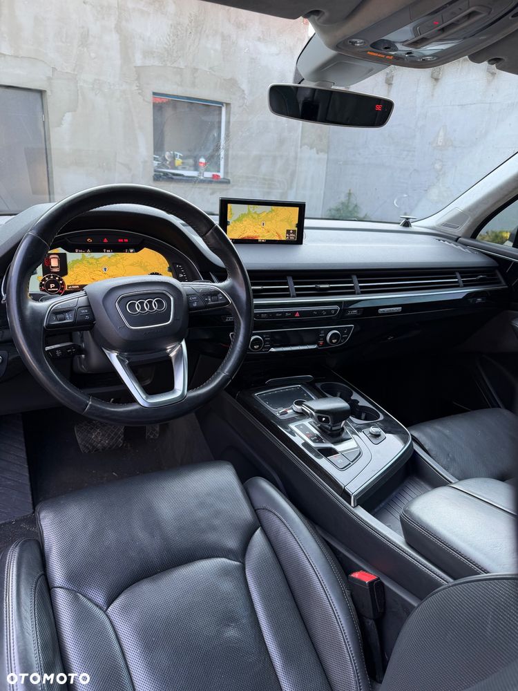 Audi Q7 - 8