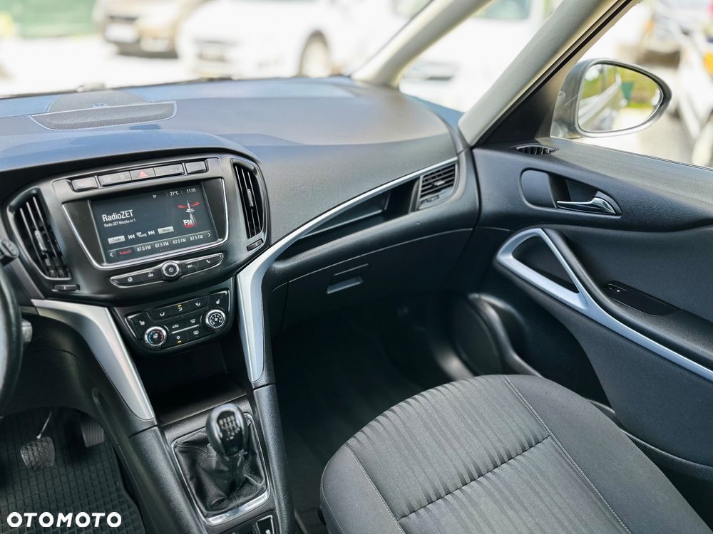 Opel Zafira 1.4 Turbo Innovation - 23