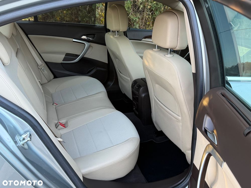 Opel Insignia 2.0 CDTI Cosmo 4x4 - 10