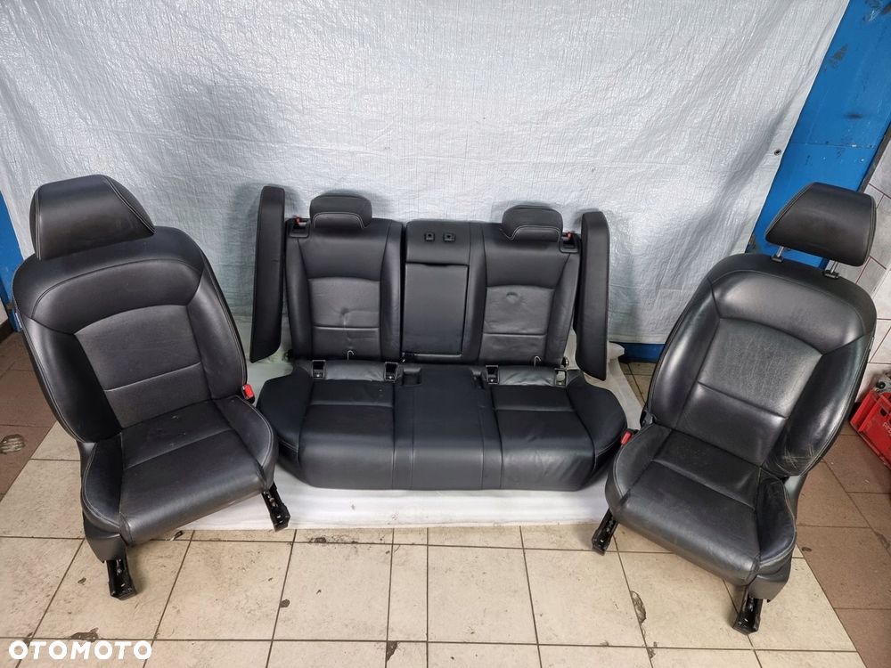 FOTELE KANAPA WNĘTRZE SUZUKI KIZASHI SKÓRA - 2