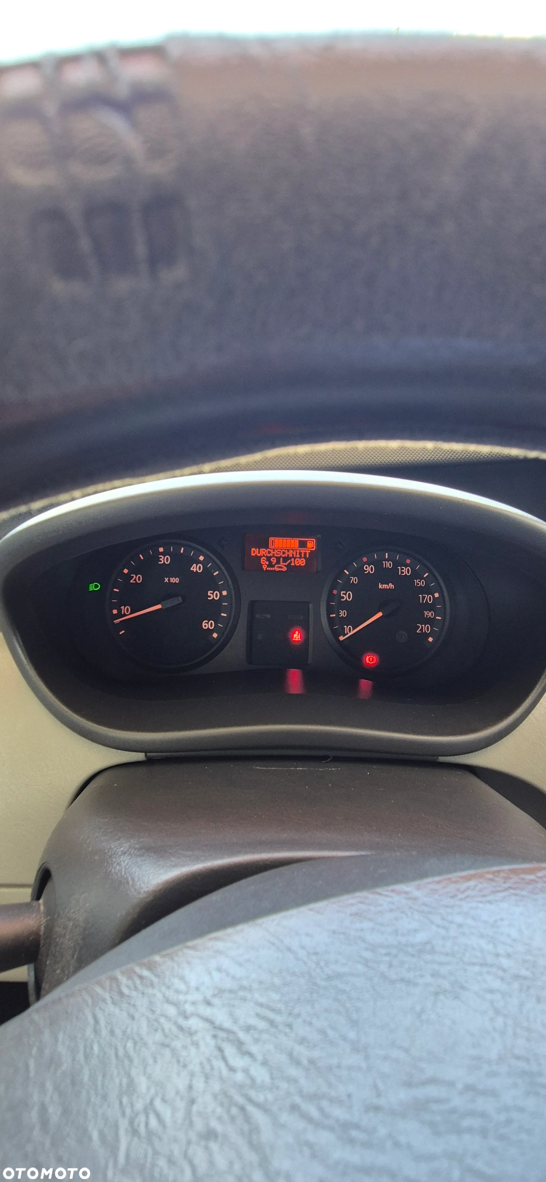 Nissan Primaster - 11