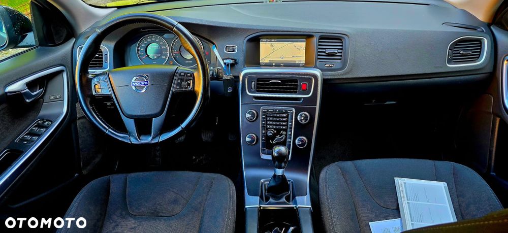 Volvo V60 T3 Edition Pro - 2