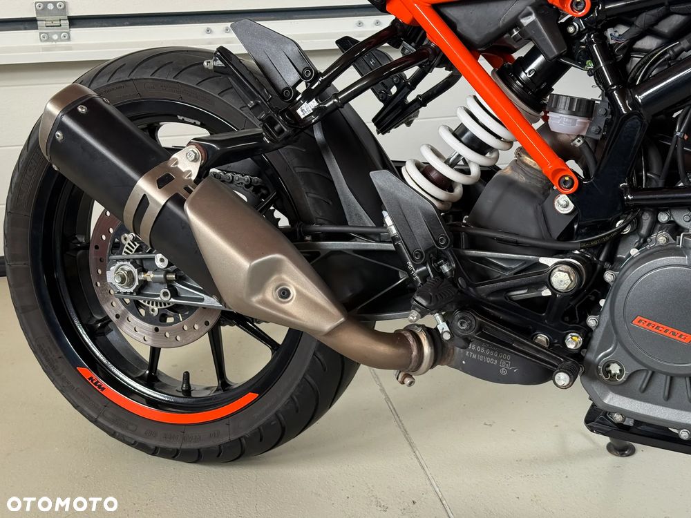 KTM Duke 125 - 13
