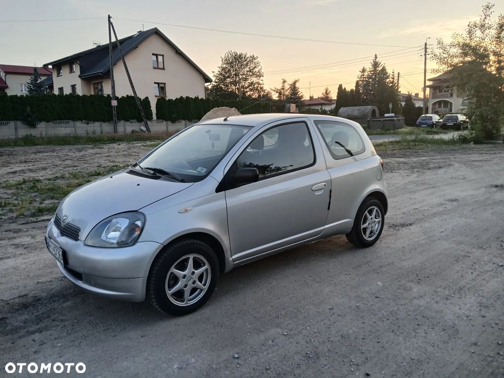 Toyota Yaris - 2