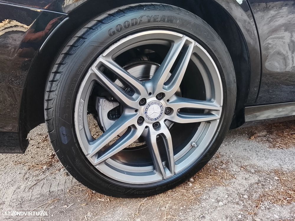 Mercedes-Benz E 220 d AMG - 32