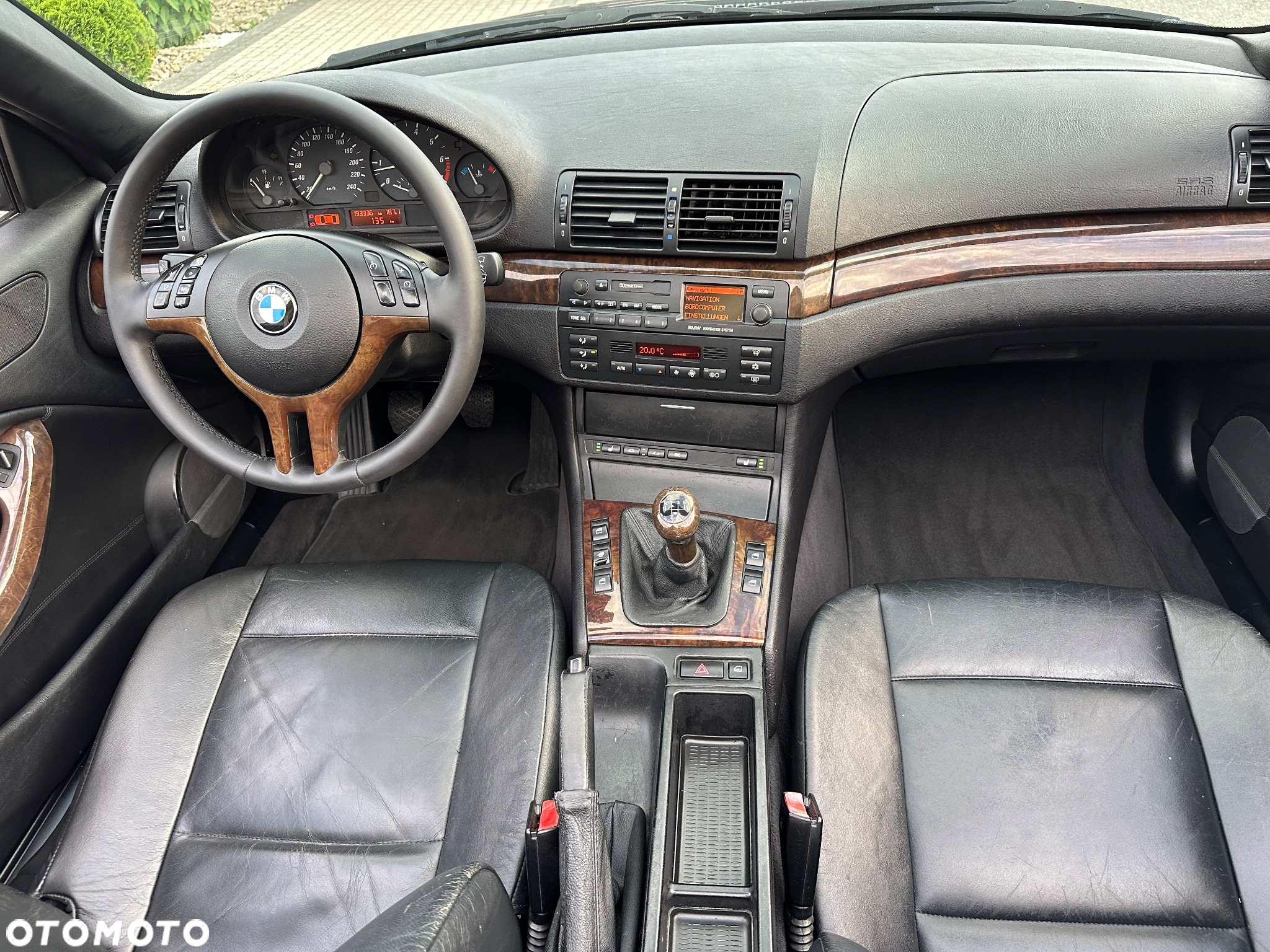 BMW Seria 3 318i Cabrio - 37