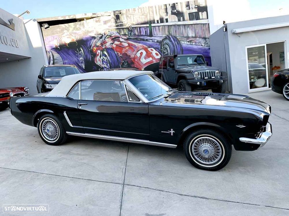 Ford Mustang - 3