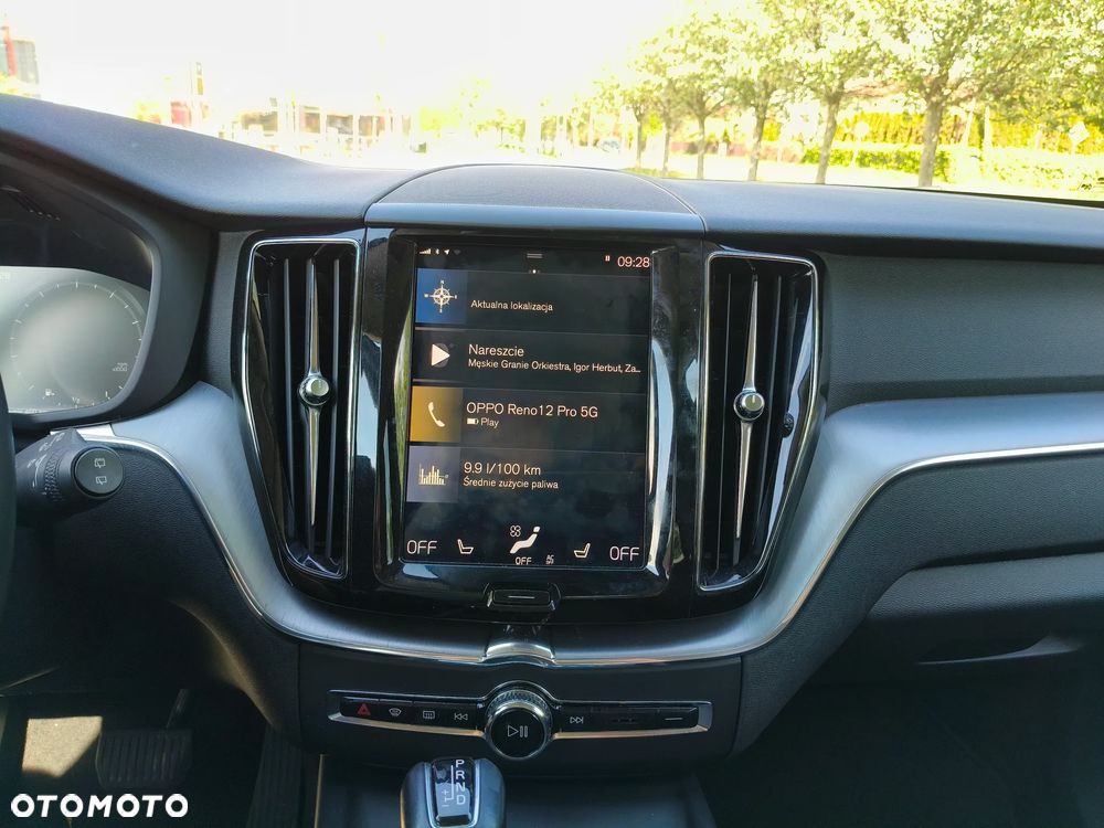 Volvo XC 60 T5 AWD Momentum - 20