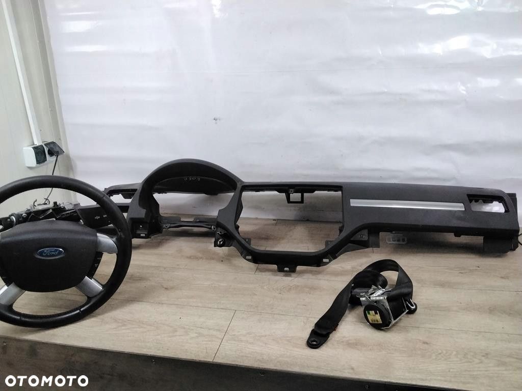 FORD FOCUS C-MAX LIFT DESKA ROZDZIELCZA - 1