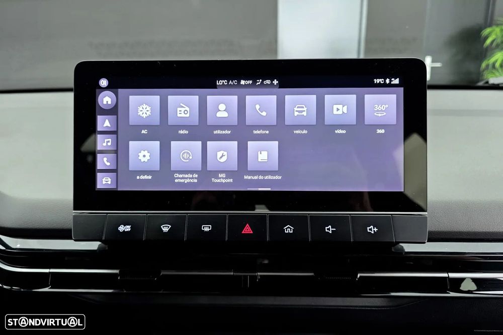 MG MG4 64 kWh Luxury - 22