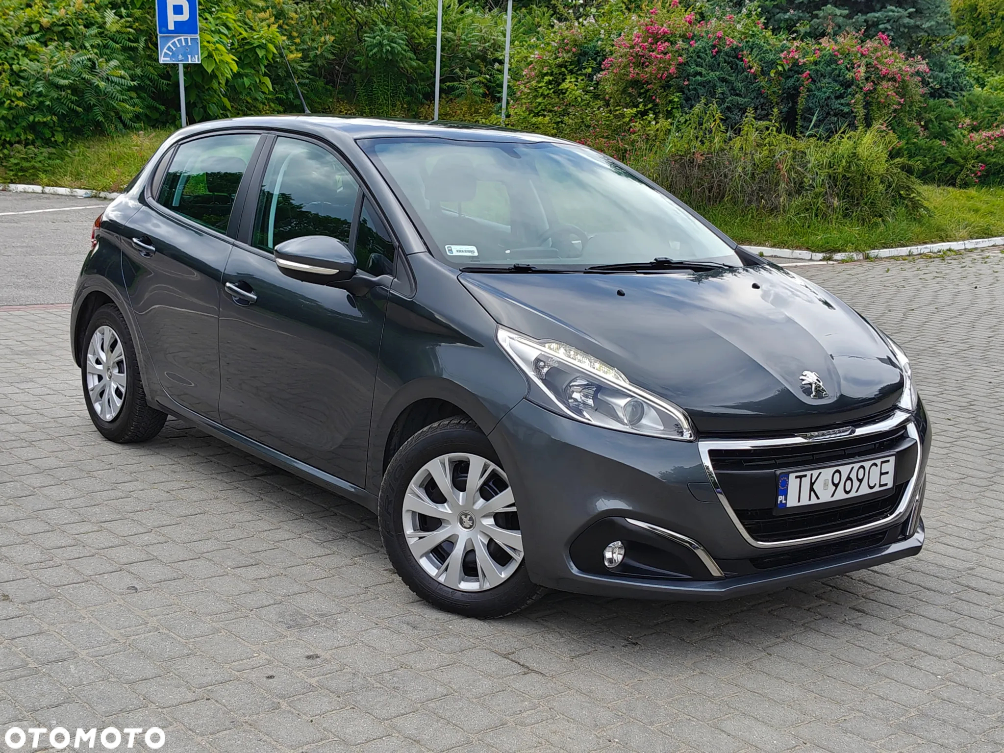 Peugeot 208 1.2 PureTech GPF Allure S&S - 4