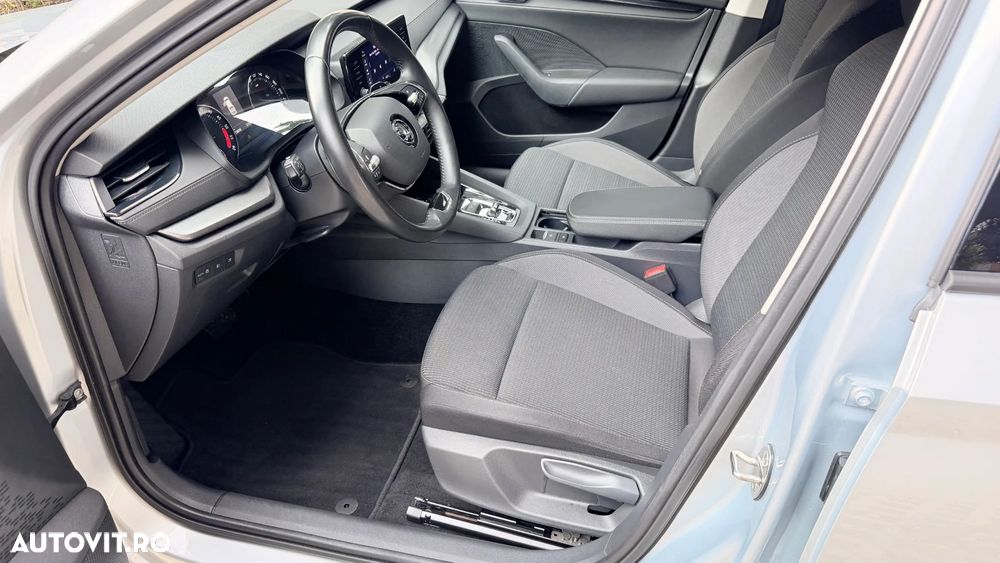 Skoda Octavia 2.0 TDI DSG Ambition - 19