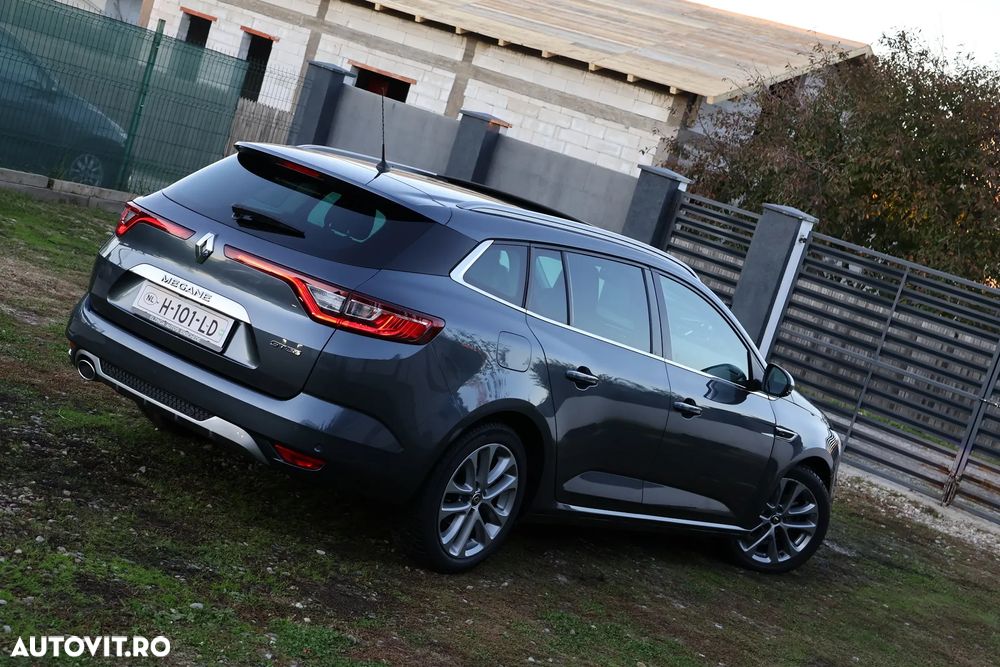 Renault Megane BLUE dCi 115 EDC BOSE EDITION - 2