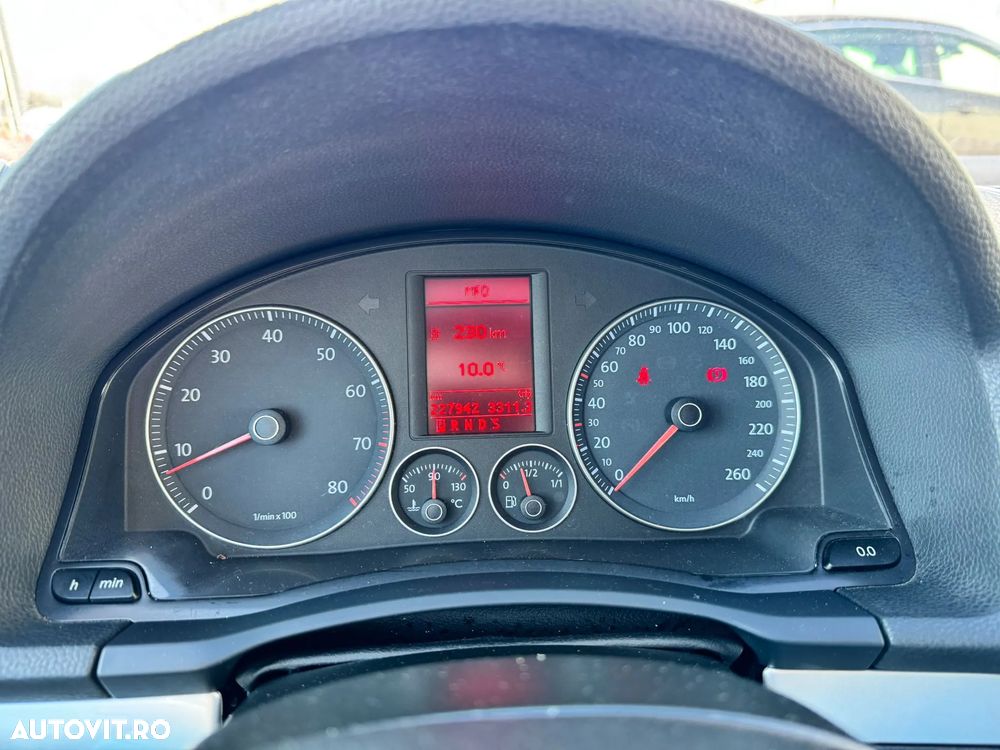 Volkswagen Golf 1.4 TSI DSG United - 15