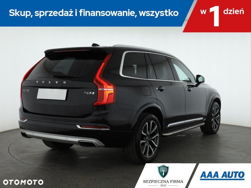 Volvo XC 90 - 6