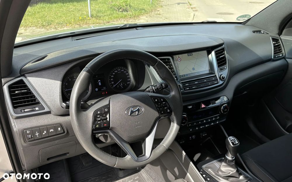 Hyundai Tucson blue 1.6 GDi 2WD Passion - 19