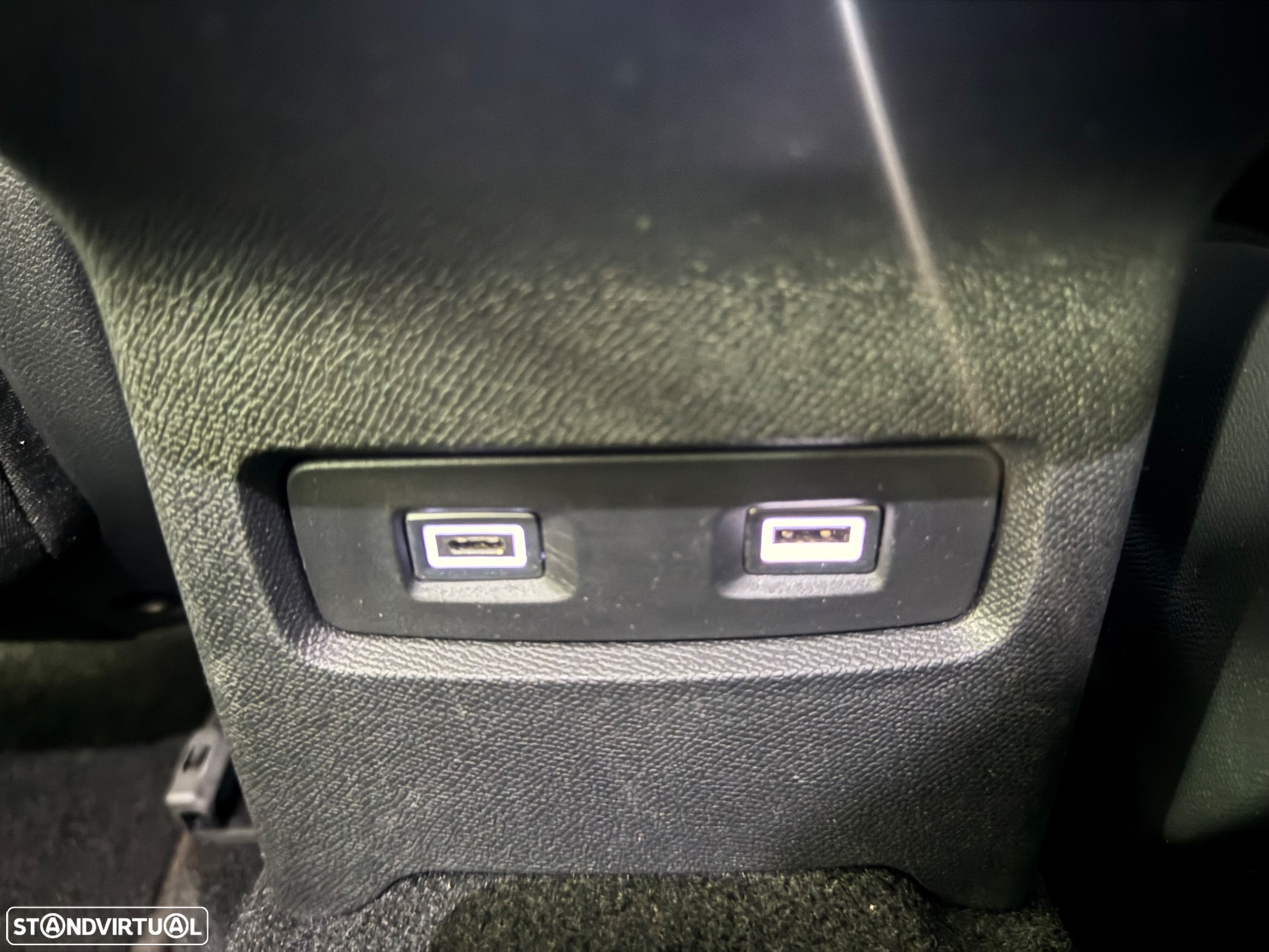 Citroën C4 PureTech 155 Stop&Start EAT8 SHINE - 53
