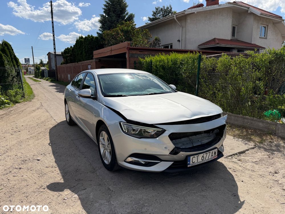 Opel Insignia 1.5 T Exclusive S&S - 4
