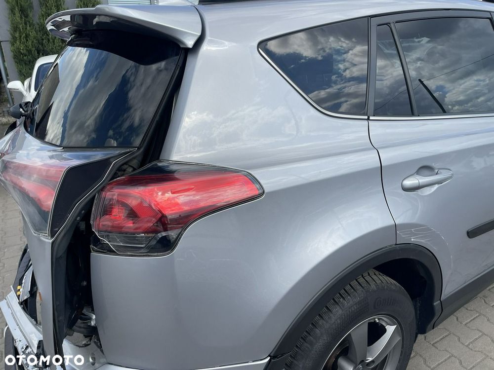 Toyota RAV4 Hybrid Style 4x4 - 4