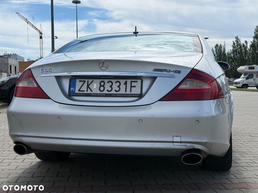 Mercedes-Benz CLS - 6