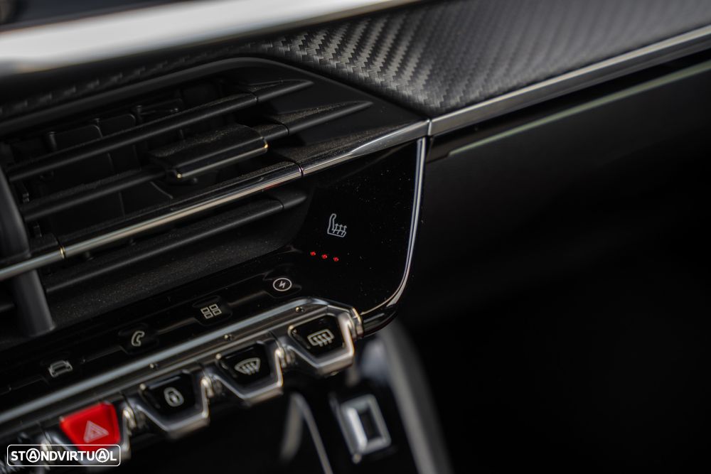 Peugeot e-208 GT - 21