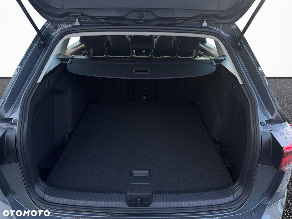 Volkswagen Golf Variant - 35