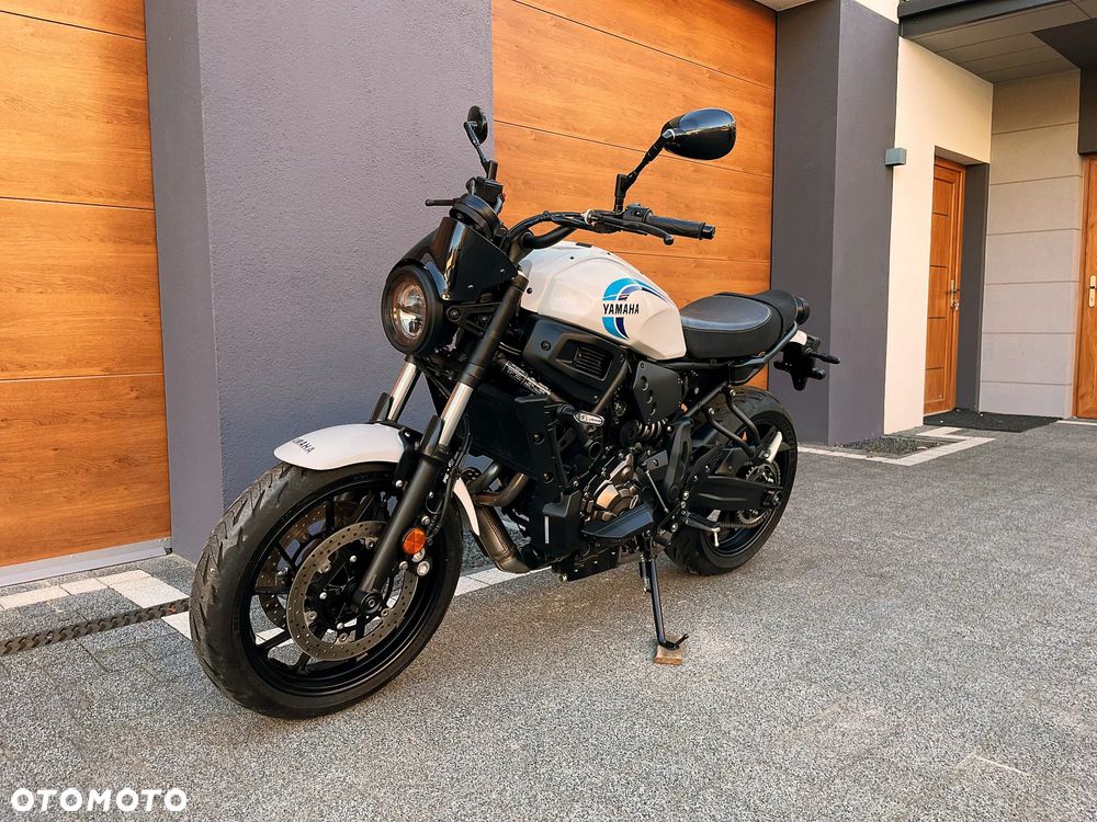 Yamaha XSR - 4