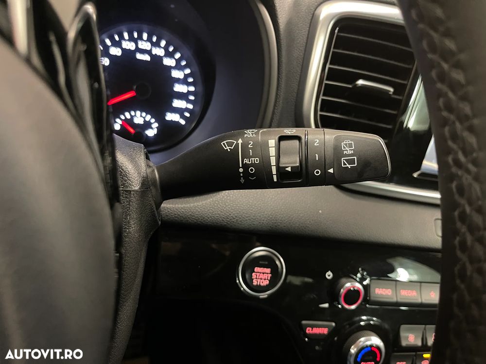 Kia Sportage 1.6 CRDI 2WD Eco-Dynamics+ (48V M-H) DCT GT-line - 24