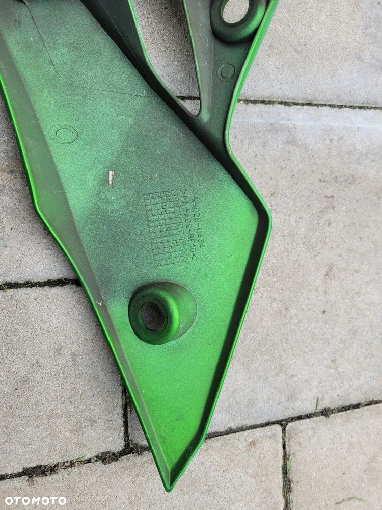 Owiewka, osłona prawa, bok, boczek, pług prawy Kawasaki Z800 - 11