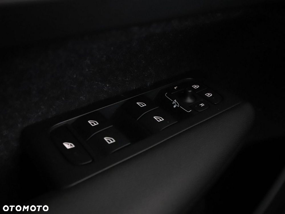 Volvo XC 40 D3 AWD R-Design - 35