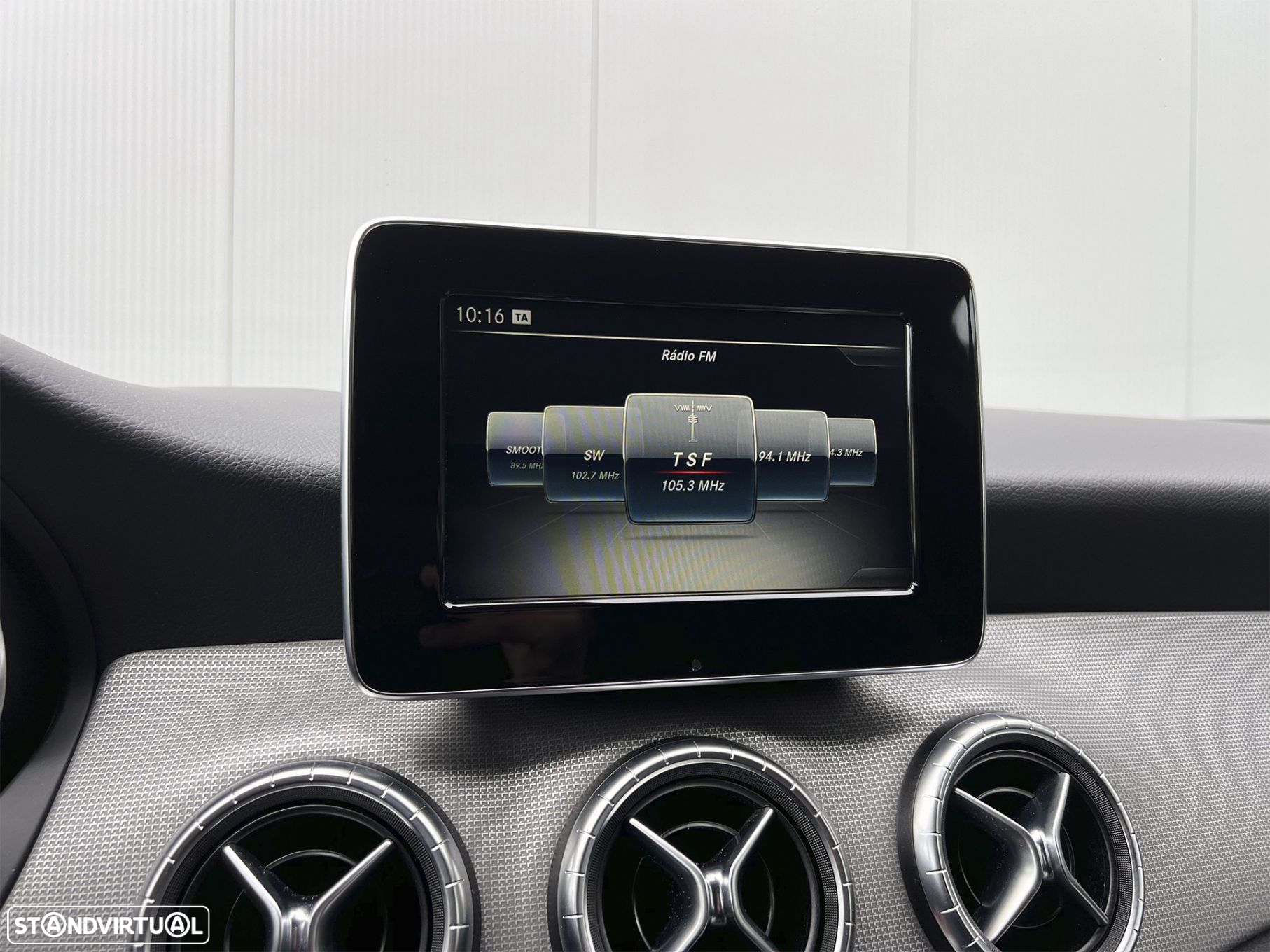 Mercedes-Benz CLA 180 d Shooting Brake - 35