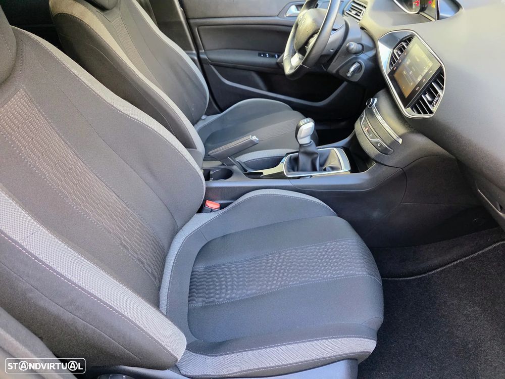 Peugeot 308 SW 1.6 BlueHDi Style - 44