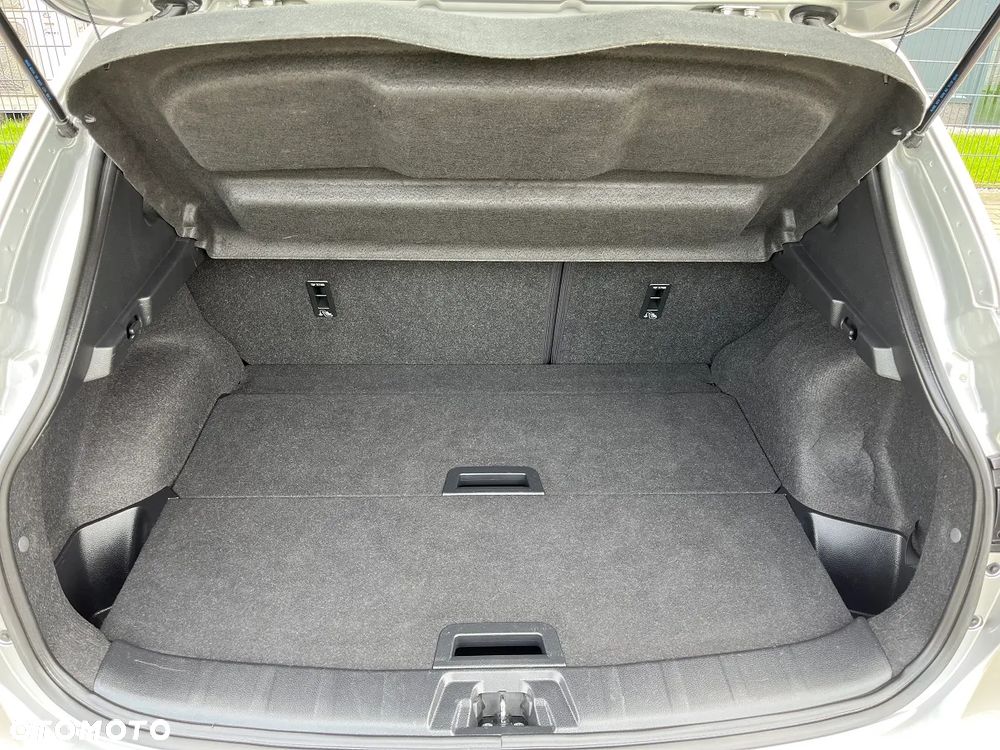 Nissan Qashqai 1.6 dCi Xtronic TEKNA+ - 21