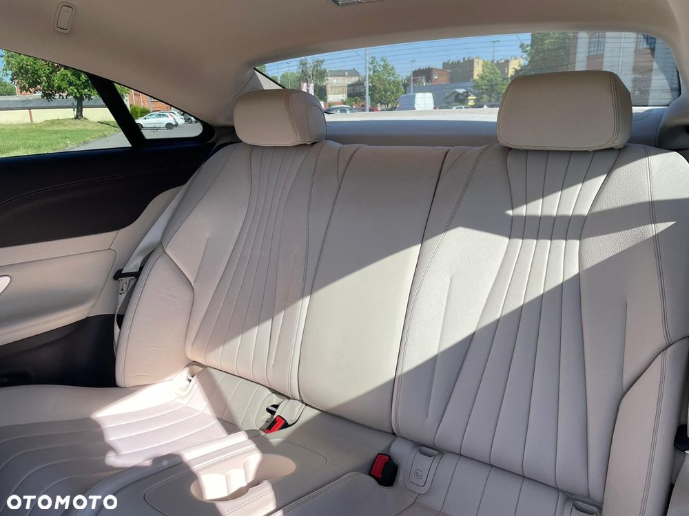 Mercedes-Benz Klasa E 350 AMG - 9