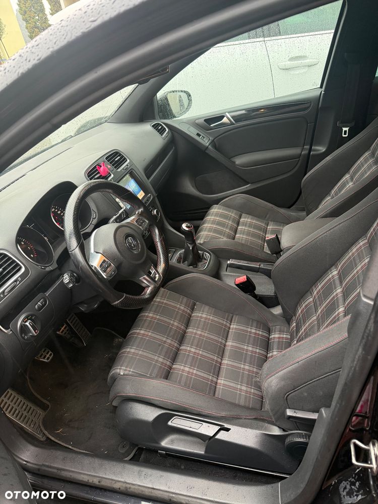 Volkswagen Golf - 7