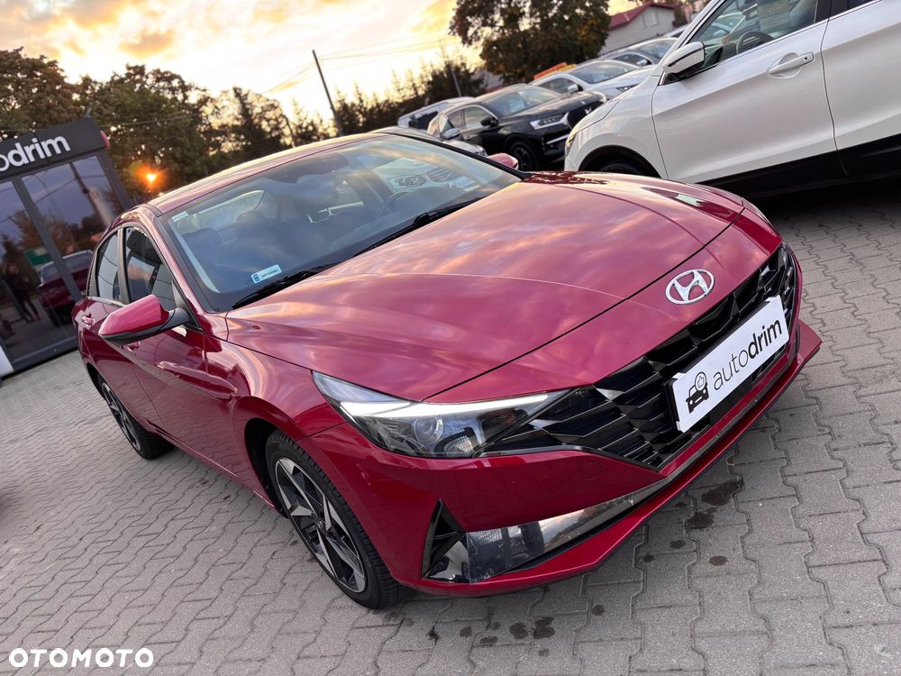 Hyundai Elantra 1.6 Premium - 4