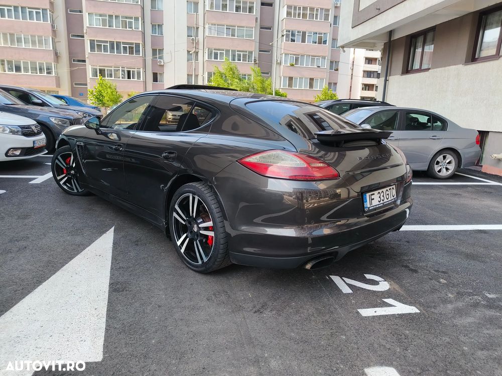 Porsche Panamera Standard - 4