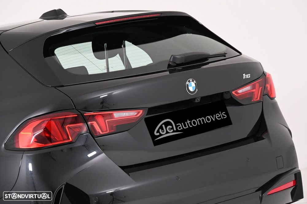 BMW 116 Standard - 13