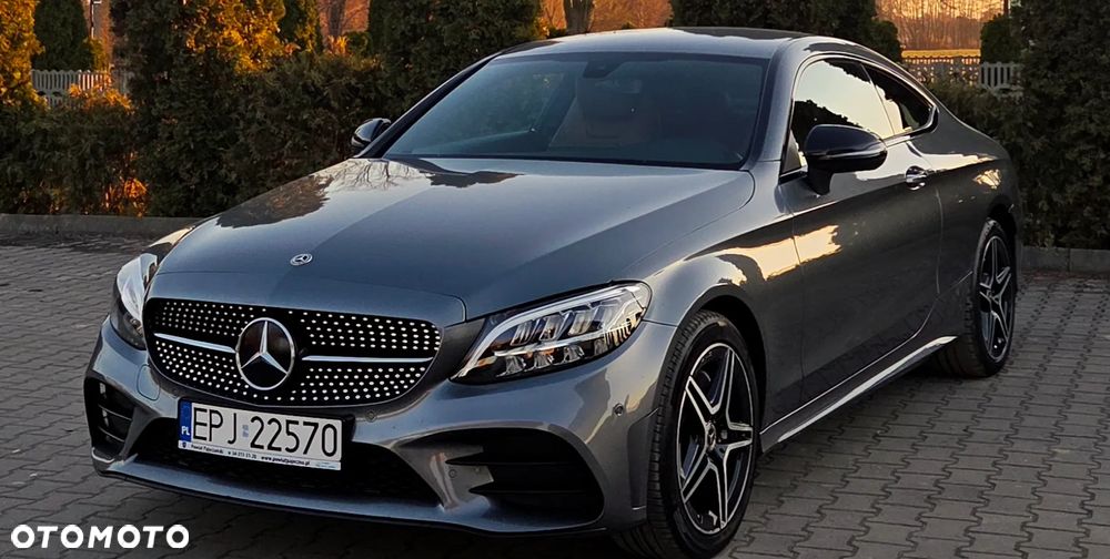 Mercedes-Benz Klasa C 180 AMG Line - 13