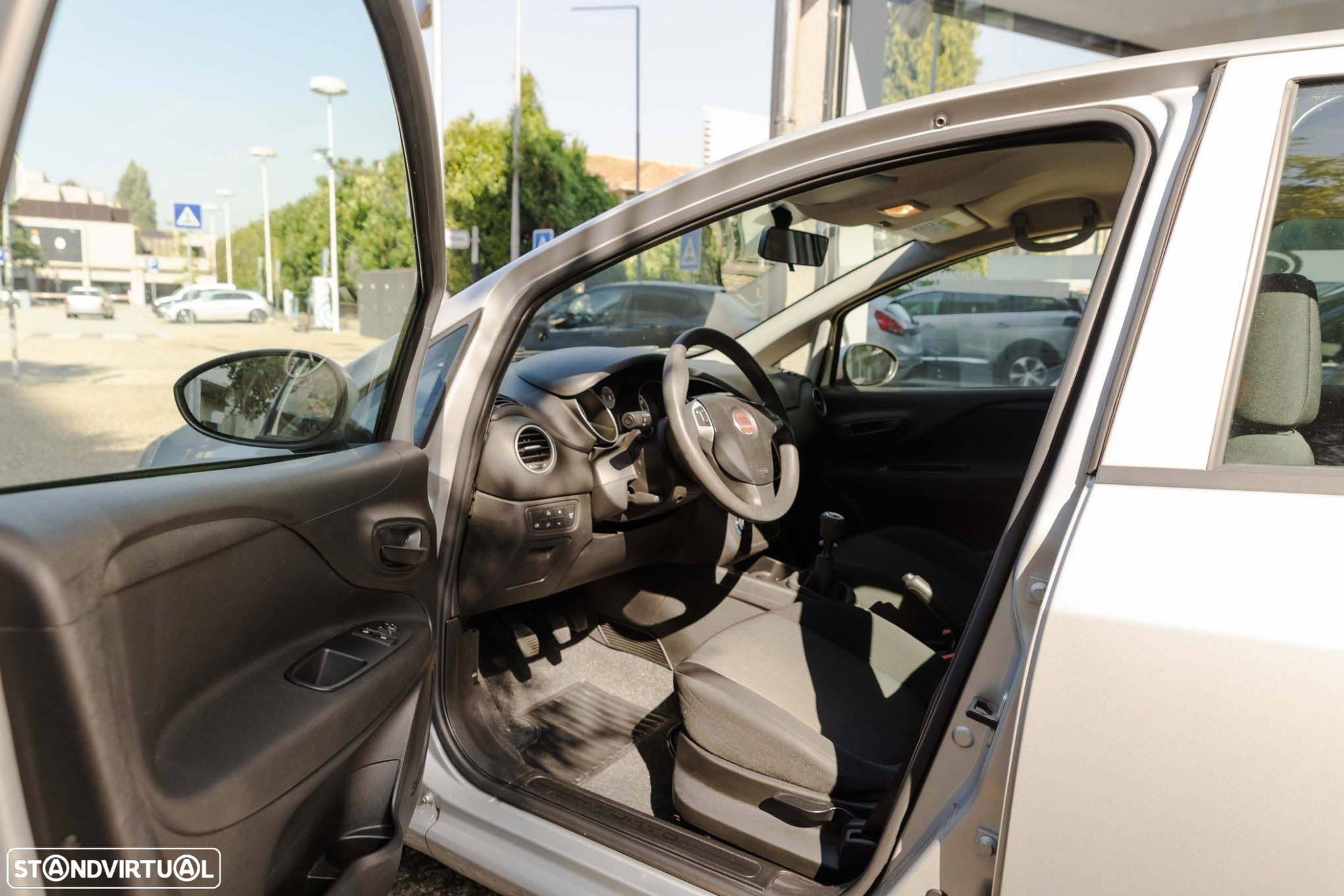 Fiat Grande Punto - 8