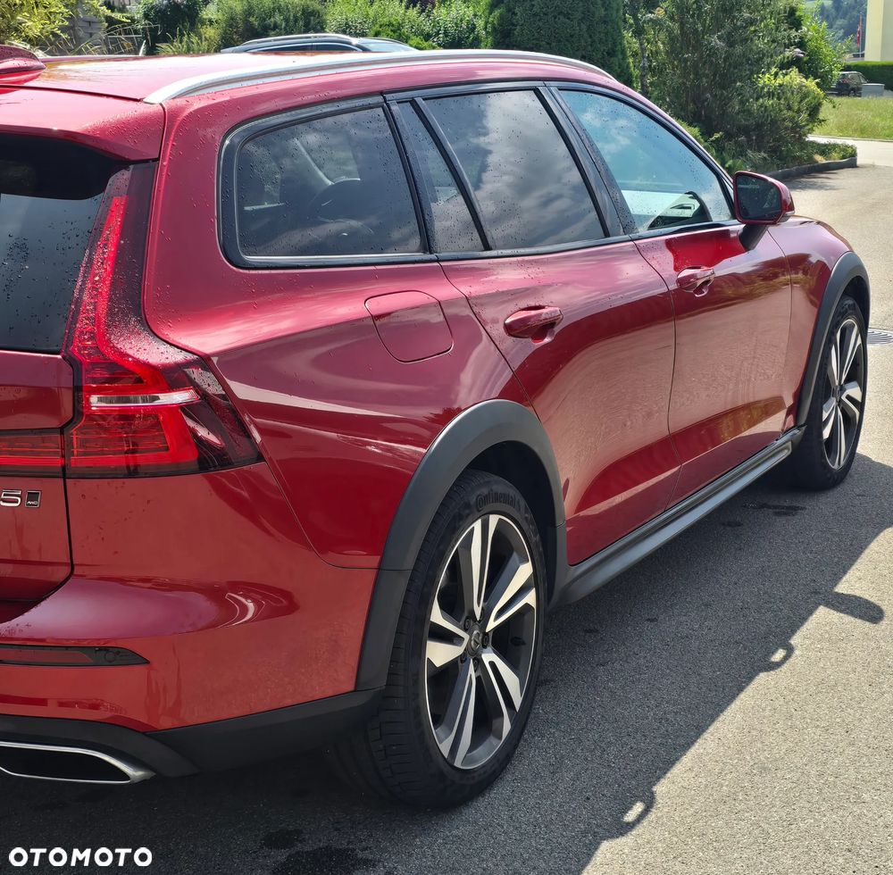 Volvo V60 B5 B AWD Inscription - 4
