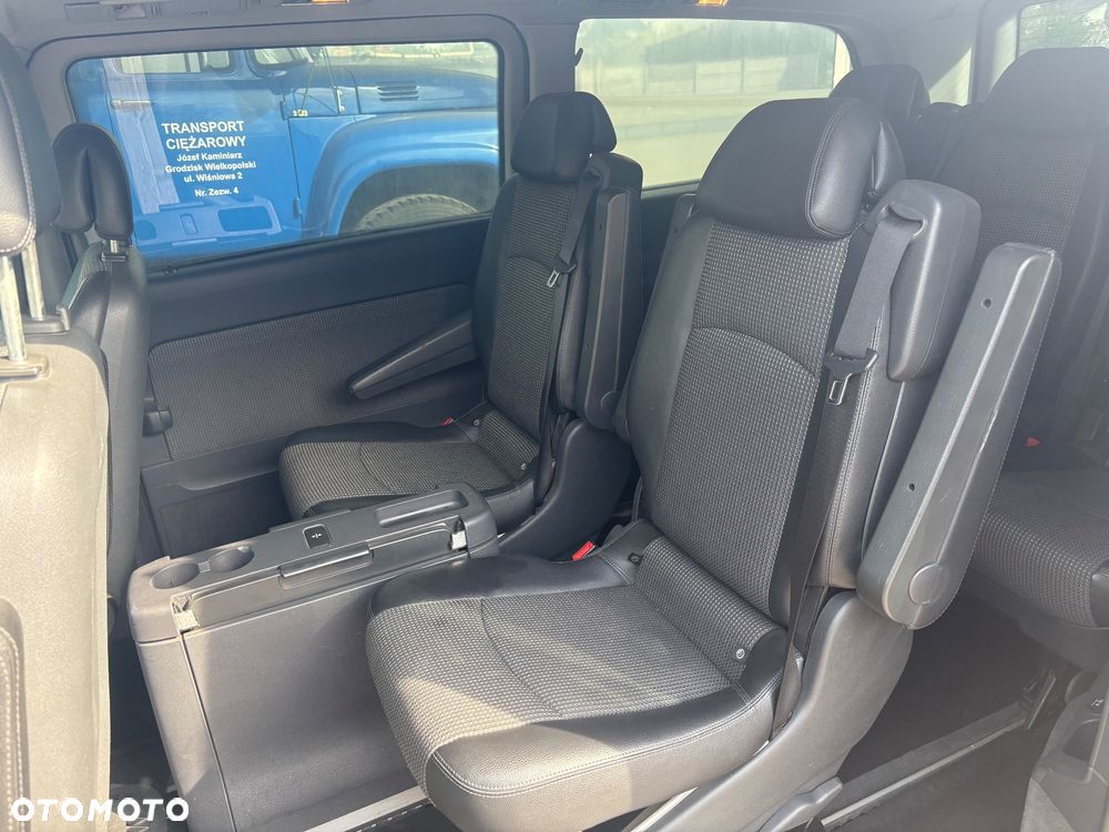 Mercedes-Benz Viano - 12