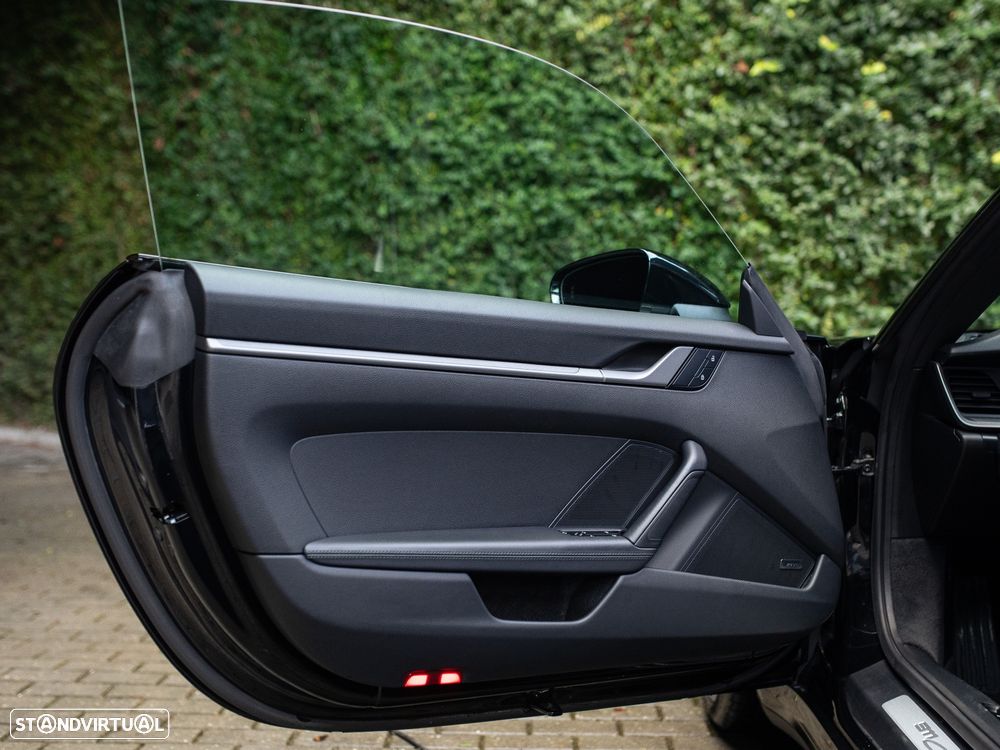 Porsche 911 (992) Carrera - 24