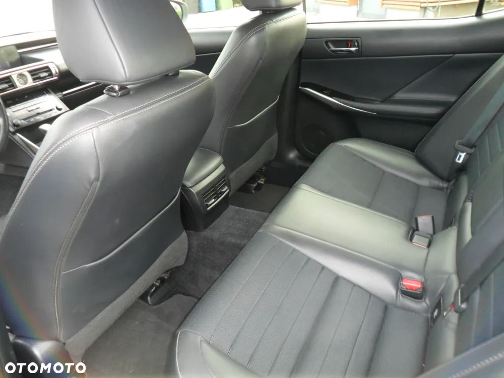 Lexus IS 250 Comfort - 22