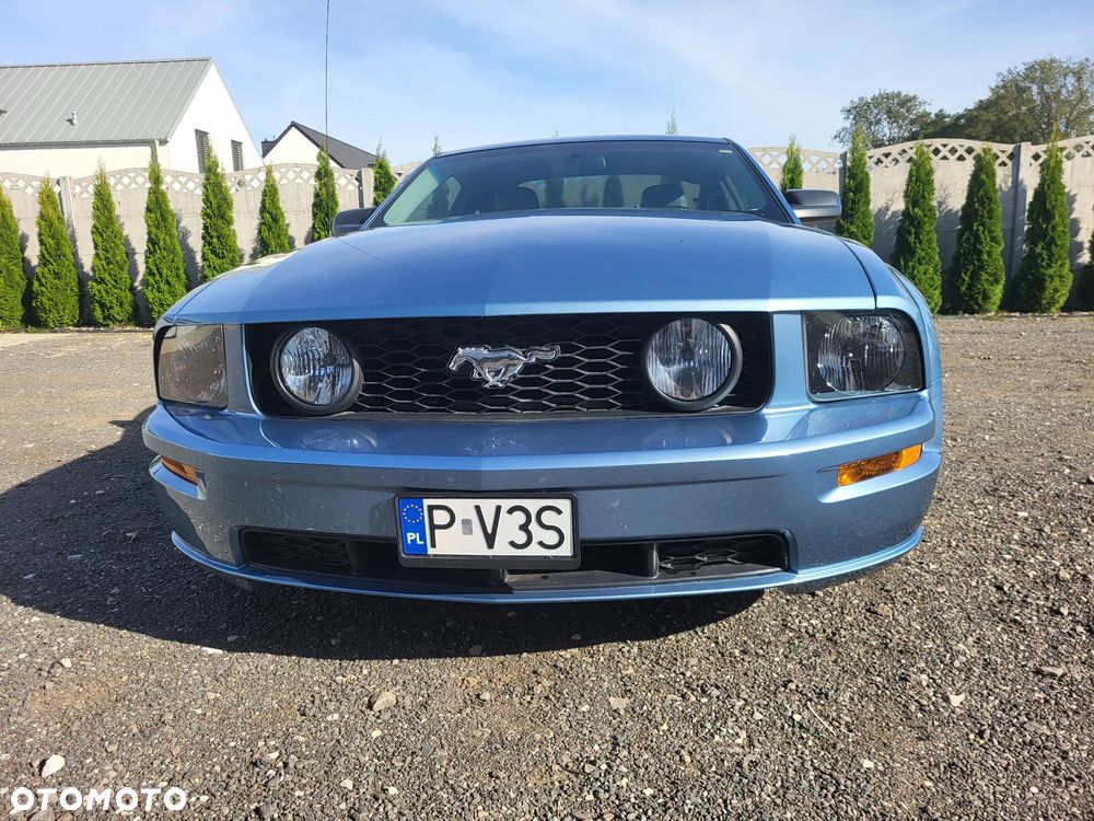 Ford Mustang 4.6 V8 GT Premium - 4