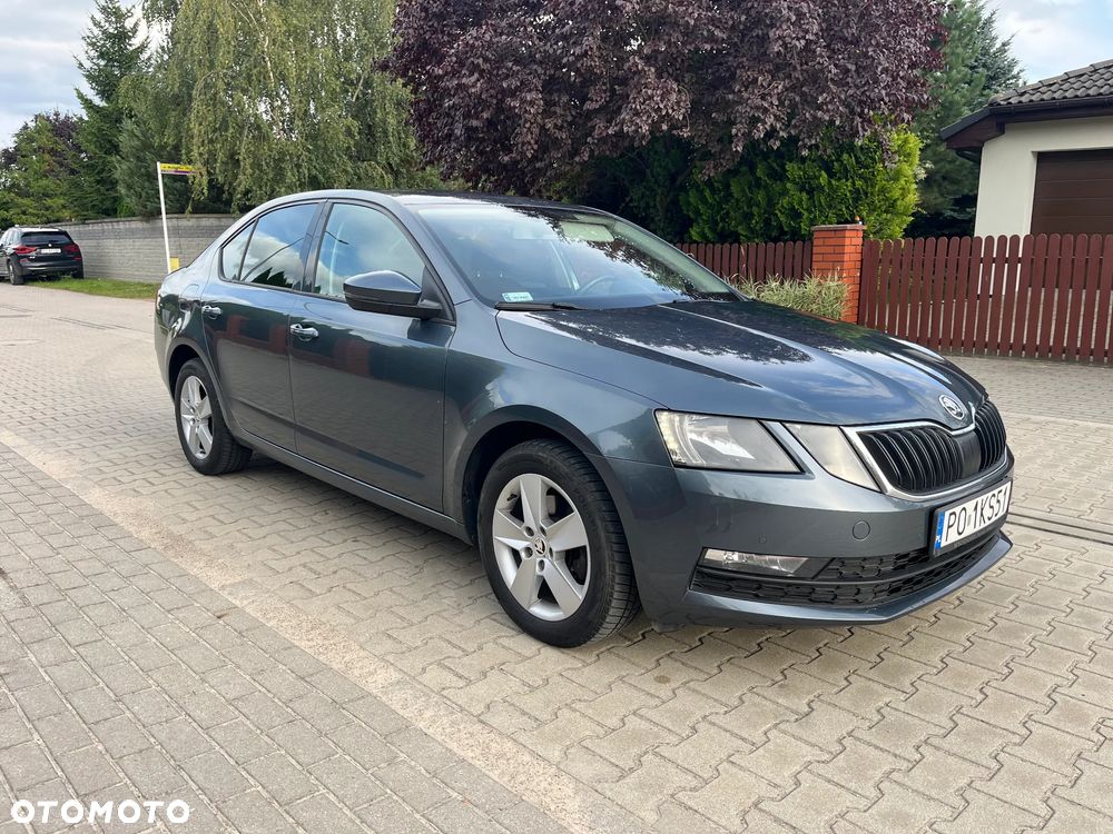 Skoda Octavia 2.0 TDI SCR Ambition DSG - 2