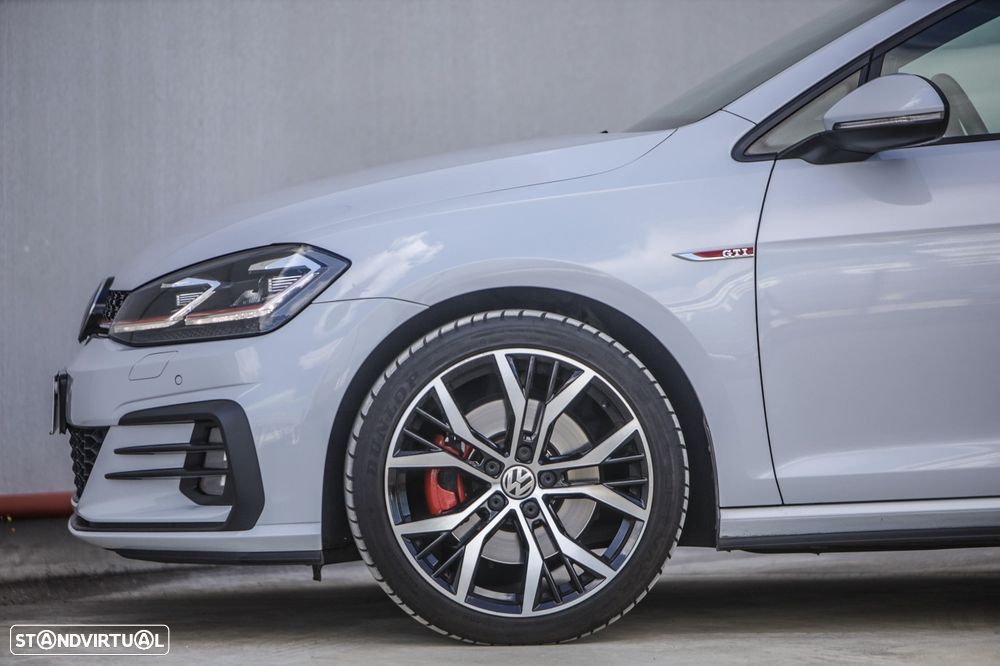 VW Golf GTI Performance BlueMotion DSG - 5