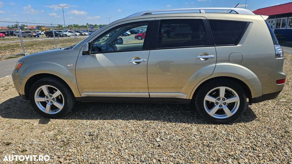 Mitsubishi Outlander 2.0 DI-D Instyle+ - 8
