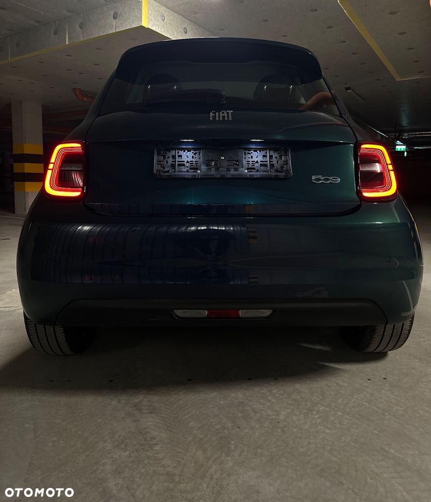 Fiat 500e Action - 13