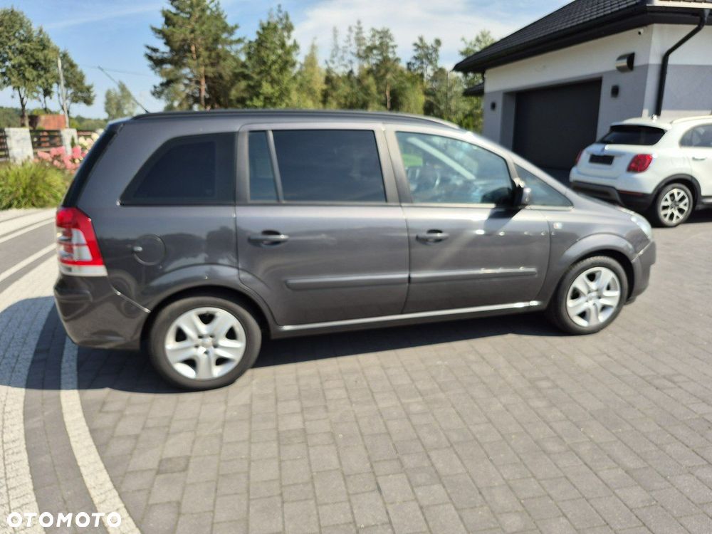 Opel Zafira - 5